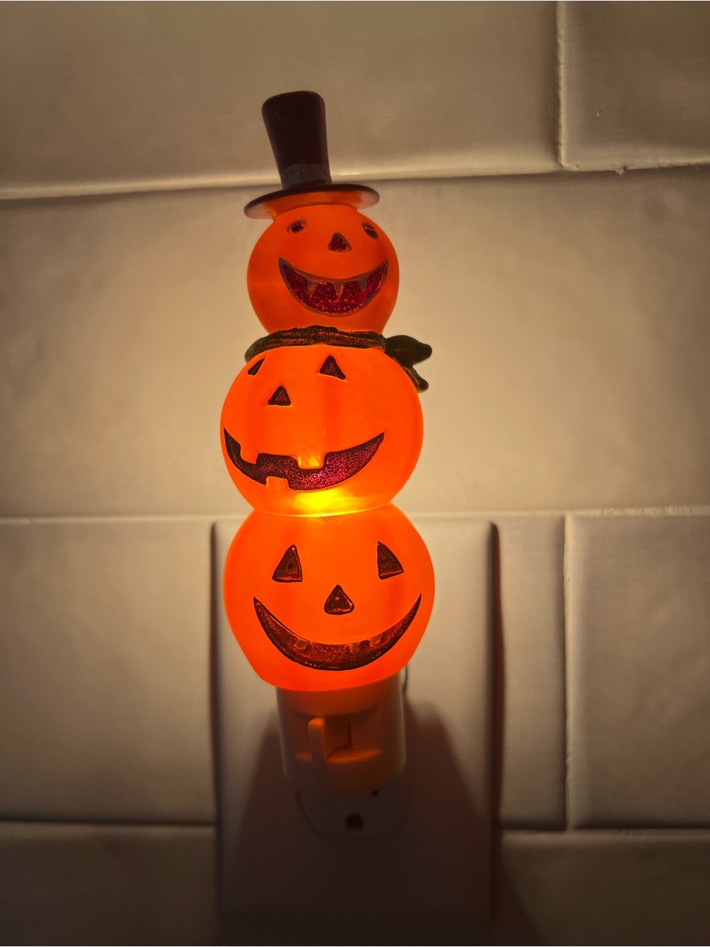 Orange Triple Jack-O'-Lantern Night Light - Halloween Pumpkins